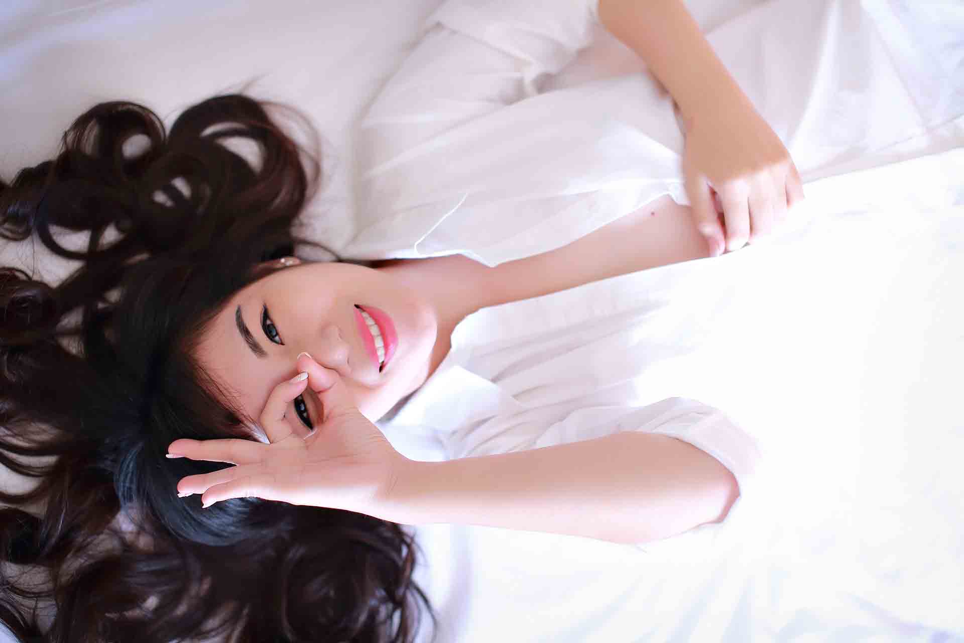 hand-person-people-girl-woman-hair-457926-pxhere.com_